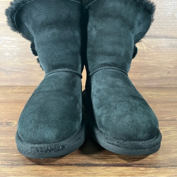 UGG BAILEY BUTTON BLING Black Suede Winter Boots Women’s Size 5 Shoes Jewel - Picture 5 of 10